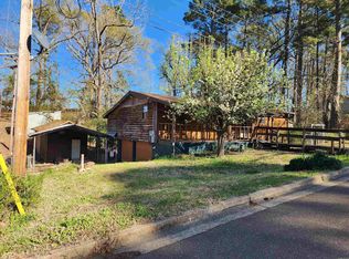 721 N Yocum Ave, El Dorado, AR 71730