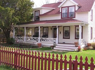 34 Ocean Ave, Bay Shore, NY 11706
