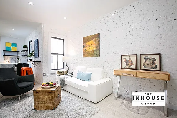 Rented by The InHouse Group | media 4