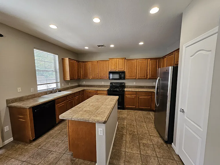 2065 E Hulet Pl — Photo 5