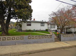 669 NE Johnson St, Myrtle Creek, OR 97457