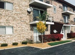 4931 W 87th St APT 2SW, Oak Lawn, IL 60453