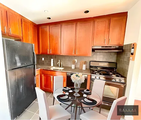 Rented by DALLAL | media 2