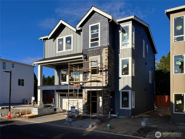 22015 81st Place W, Edmonds, WA 98026