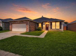 8221 Atherton St, Arlington, TX 76002