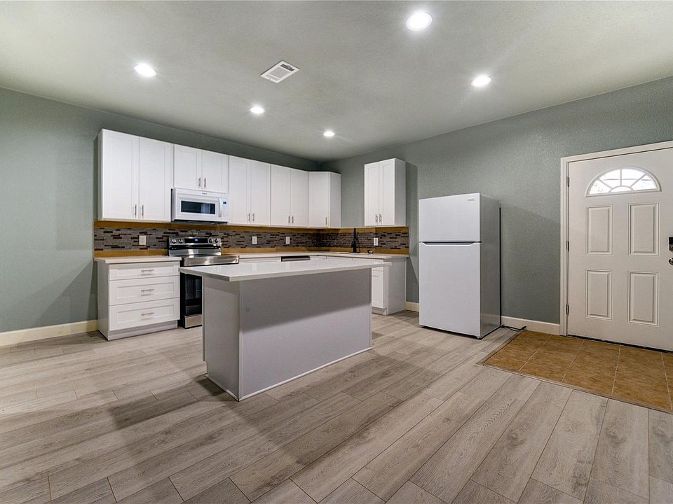 1st image of 4323 Continental Dr