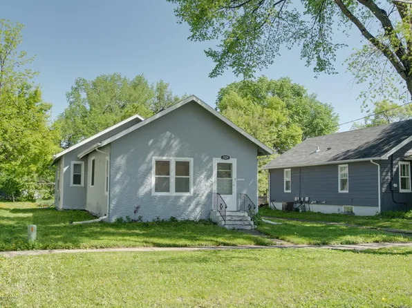 1529 2nd Ave S, Fargo, ND 58103