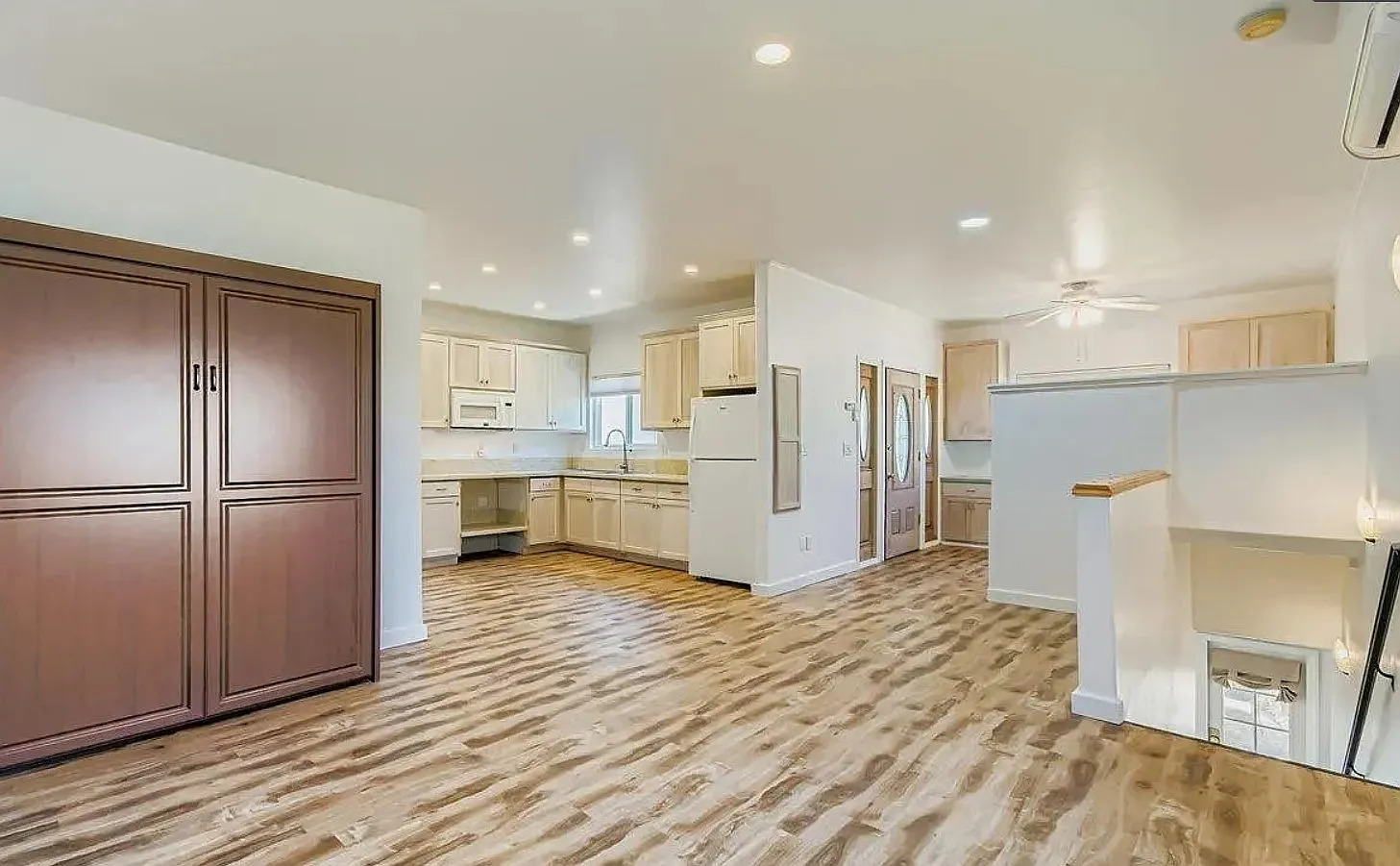 2045 Goshawk St — Photo 1