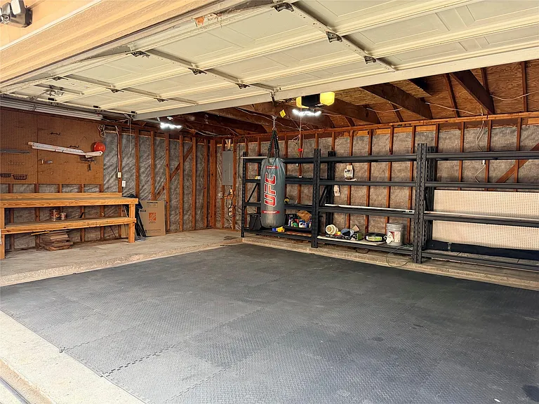 4422 Pine Breeze Dr — Photo 30