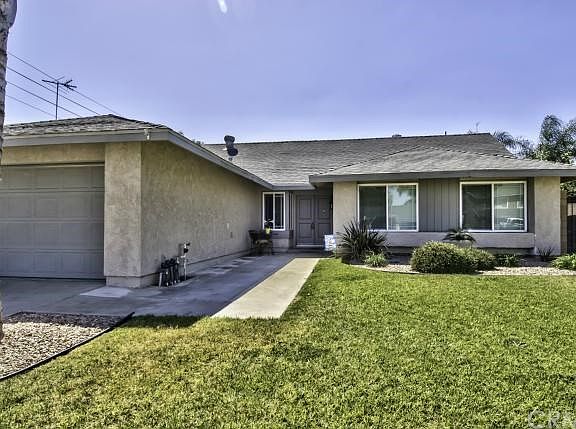 2nd image of 2546 S Parco Ave