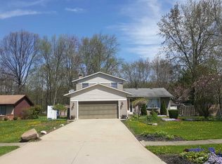 36198 Westfield Dr, North Ridgeville, OH 44039