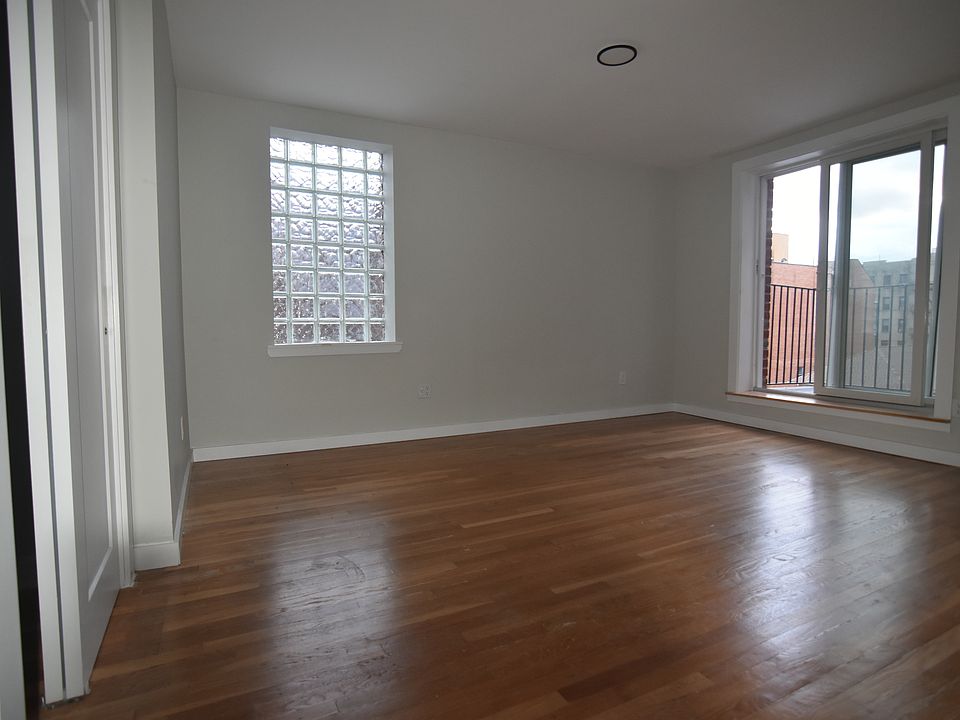2nd image of 2026 Ocean Ave #S