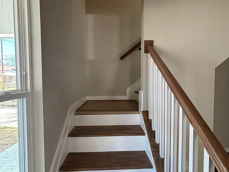 129 Evans St — Photo 20