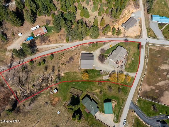 2nd image of 24 Cegnar Rd