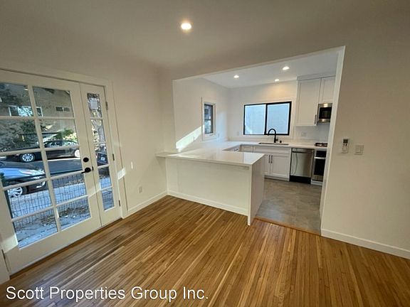 5th image of 2823 2nd St #A