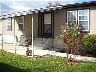 3rd image of 29 Lees Ln