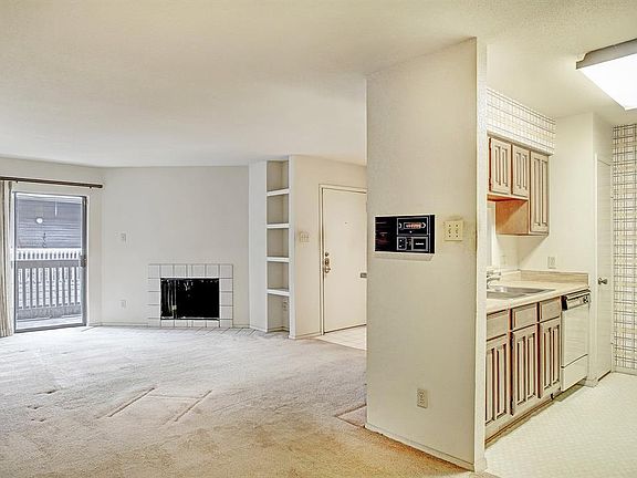 3rd image of 2601 S Braeswood Blvd APT 1208
