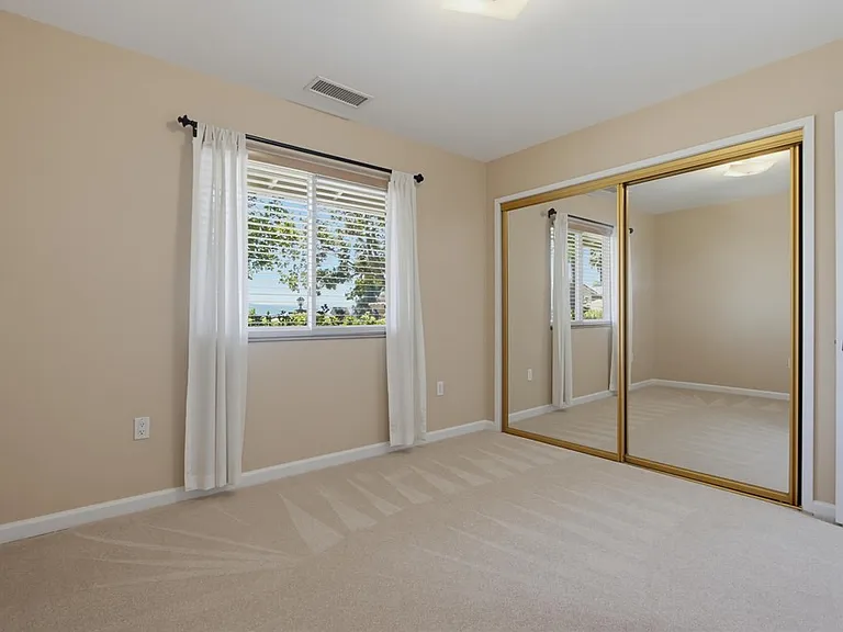 2039 Lemon Ave — Photo 19