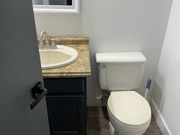 5th image of 13040 N 77th Ave