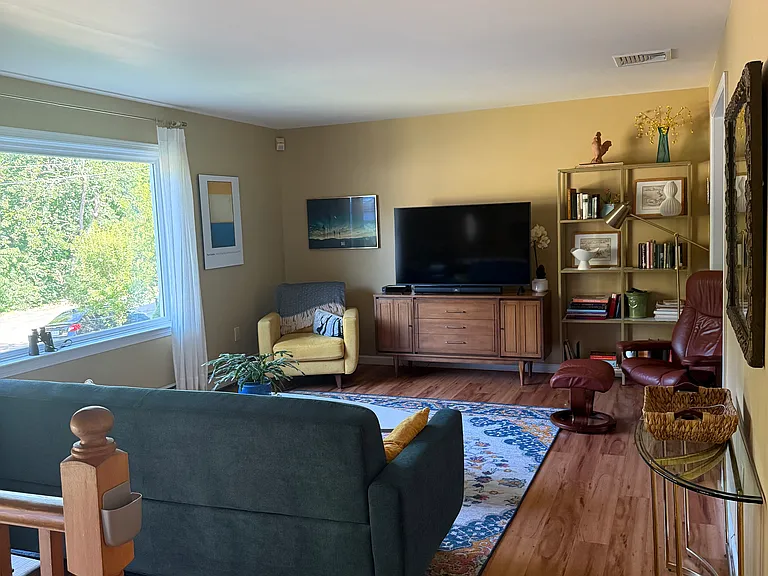 40 Simmons Ln — Photo 9