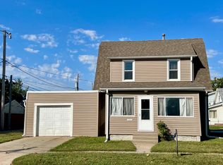 216 N 34th St, Council Bluffs, IA 51501