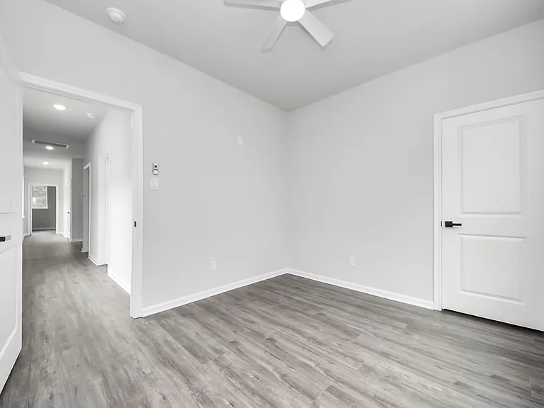 303 S Utah St — Photo 29