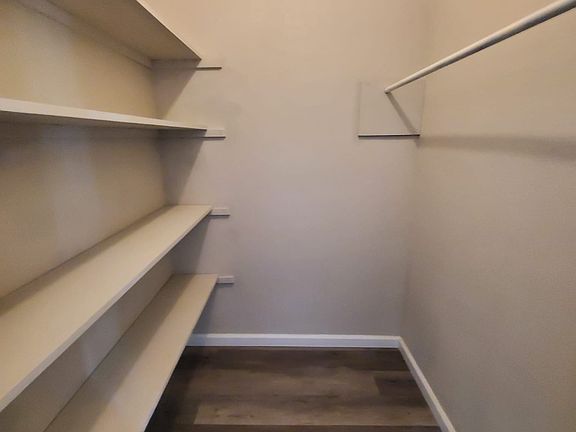 5th image of 1505 Wells Ave SE #6