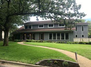 1102 Greenbriar Ln, Arlington, TX 76013