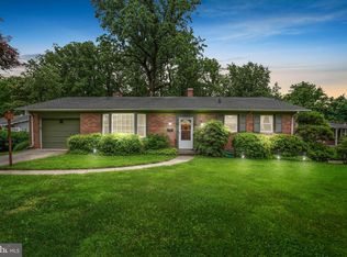 13201 Hathaway Dr, Silver Spring, MD 20906