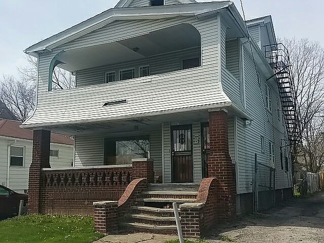 1st image of 3210 E 123rd St