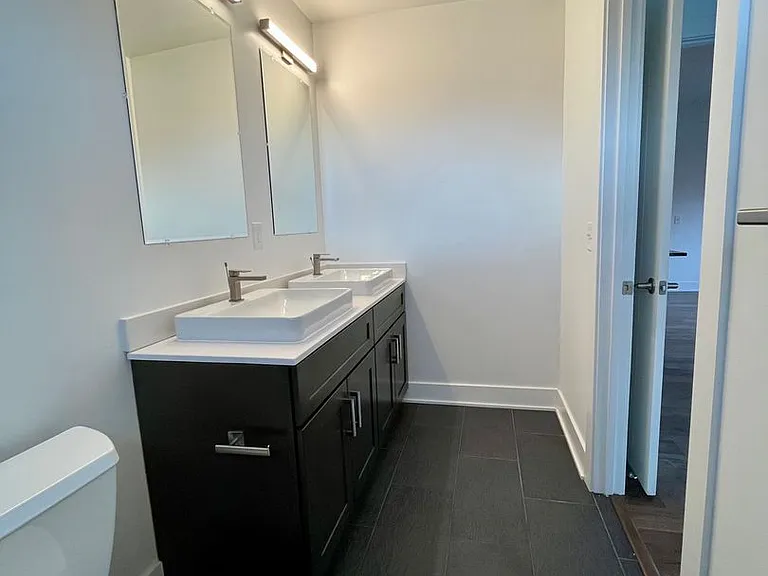 Old Trail Heights Apartments — Photo 10