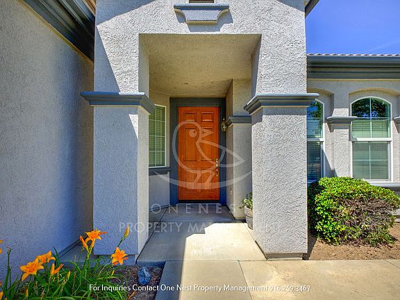 3rd image of 419 Savannah Dr