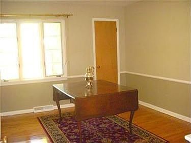 4th image of 6738 Gates Mills Blvd
