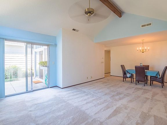 3rd image of 435 Lockewood Ln