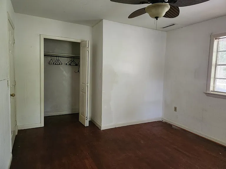 5051 Rockingham St #C — Photo 7