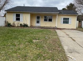 107 Kelly Ct, Hebron, OH 43025