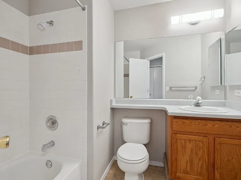 7430 Julynn Rd — Photo 20