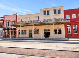 2119 Strand St, Galveston, TX 77550