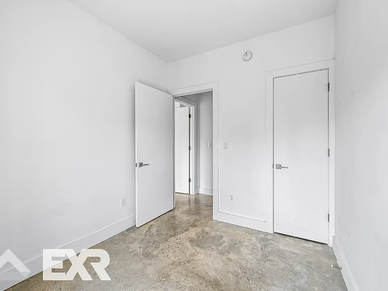 1915 Beverley Rd #601 — Photo 11