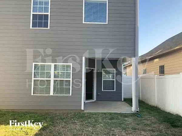 18 Samuel Way — Photo 12