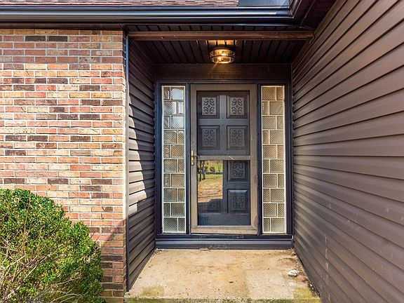 5th image of 1197 S Watkins Rd