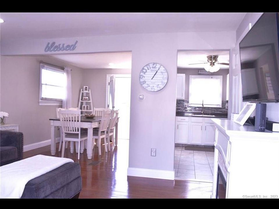 1st image of 69 Cloverdale Dr #69