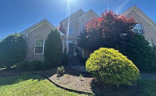 105 Berrington Ct Photo 1