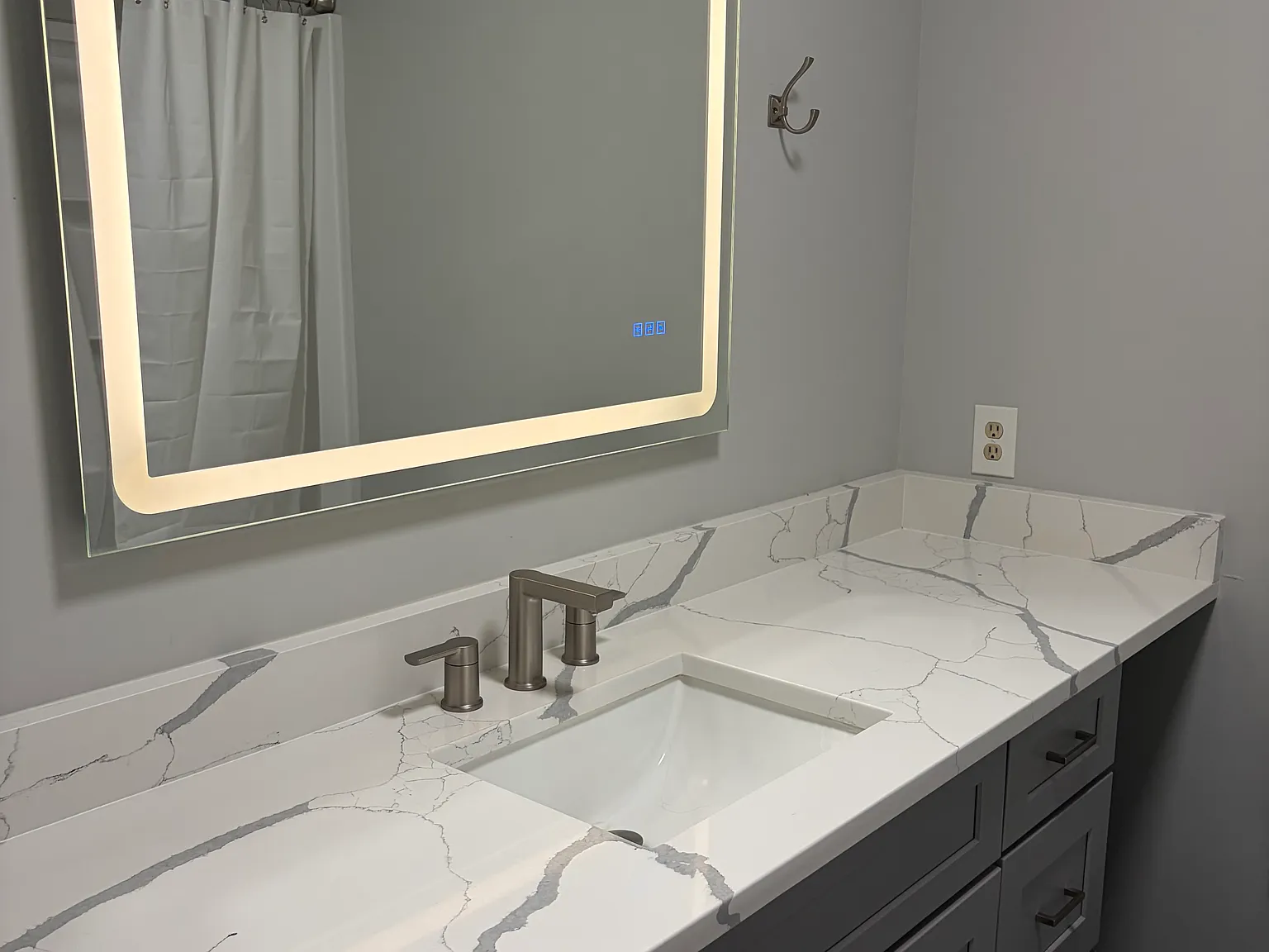 4 bed, 2168 sqft, $3,500 — Photo 2