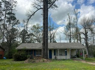 529 Dixie Dr, Selma, AL 36701