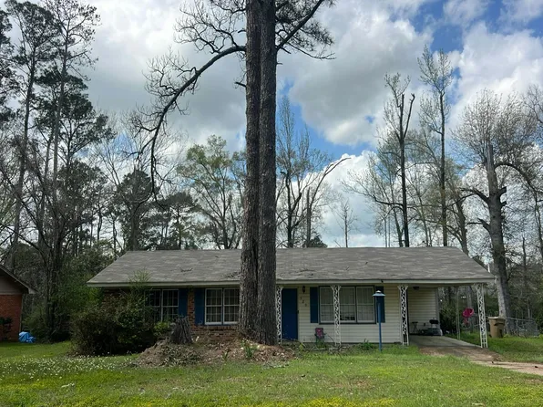 529 Dixie Dr, Selma, AL 36701