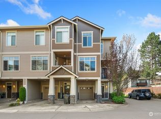 3801 NE 3rd Pl, Renton, WA 98056