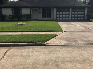 10730 Sagewind Dr, Houston, TX 77089