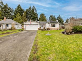 882 Sunridge Valley Dr, Colwood, BC V9B5L3