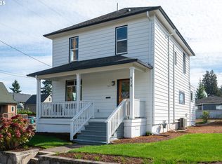 974 NE Winona St, Portland, OR 97211